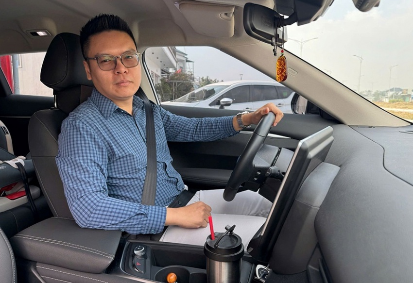 Bỏ xe xăng chuyển sang VinFast VF 7, người dùng Việt thấy khoái vì “chạy 500 km trong một ngày vẫn thấy nhẹ người”