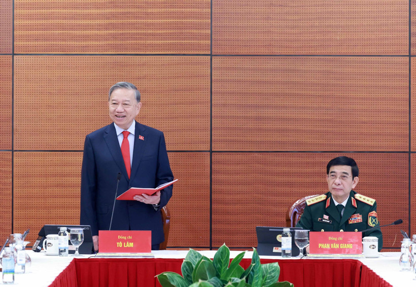 Phát huy cao độ trách nhiệm, trí tuệ và tâm huyết thảo luận Văn kiện, góp phần quan trọng vào thành công của Đại hội Phát huy cao độ trách nhiệm, trí tuệ và tâm huyết thảo luận Văn kiện, góp phần quan trọng vào thành công của Đại hội