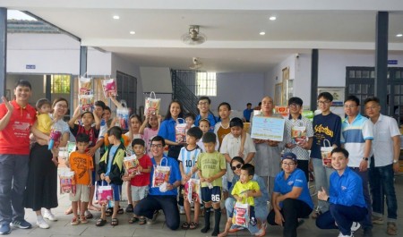 PV Shipyard trao quà tại Mái ấm Long Quang