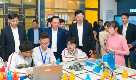 [Chùm ảnh] Petrovietnam chung tay phát triển không gian giáo dục STEM tại Quảng Ninh