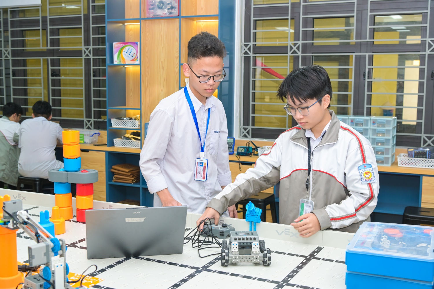 [Chùm ảnh] Petrovietnam đồng hành phát triển không gian giáo dục STEM tại Quảng Ninh