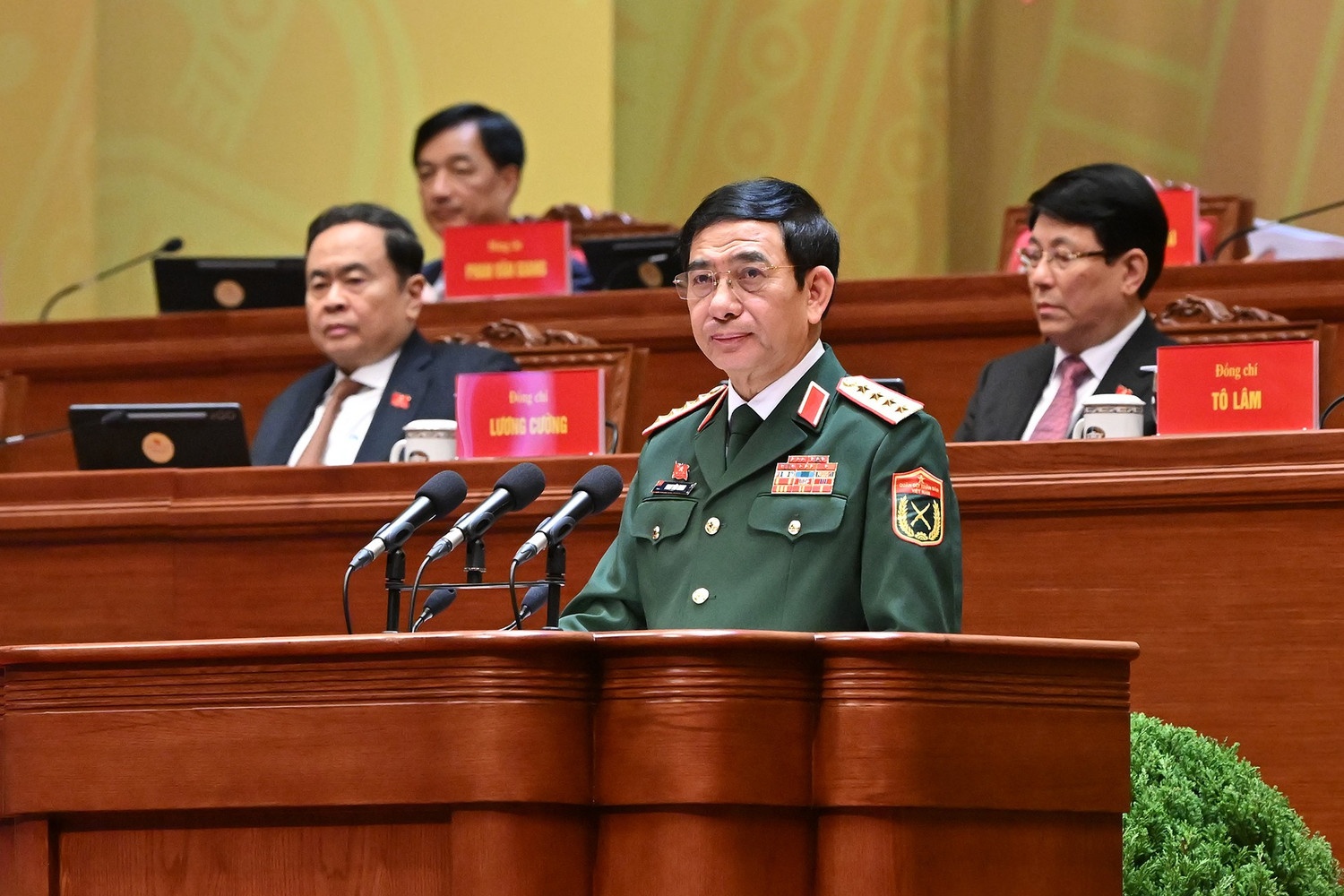 Chùm ảnh: Phiên thảo luận tại hội trường về các Văn kiện Đại hội XIV của Đảng sáng 21/1