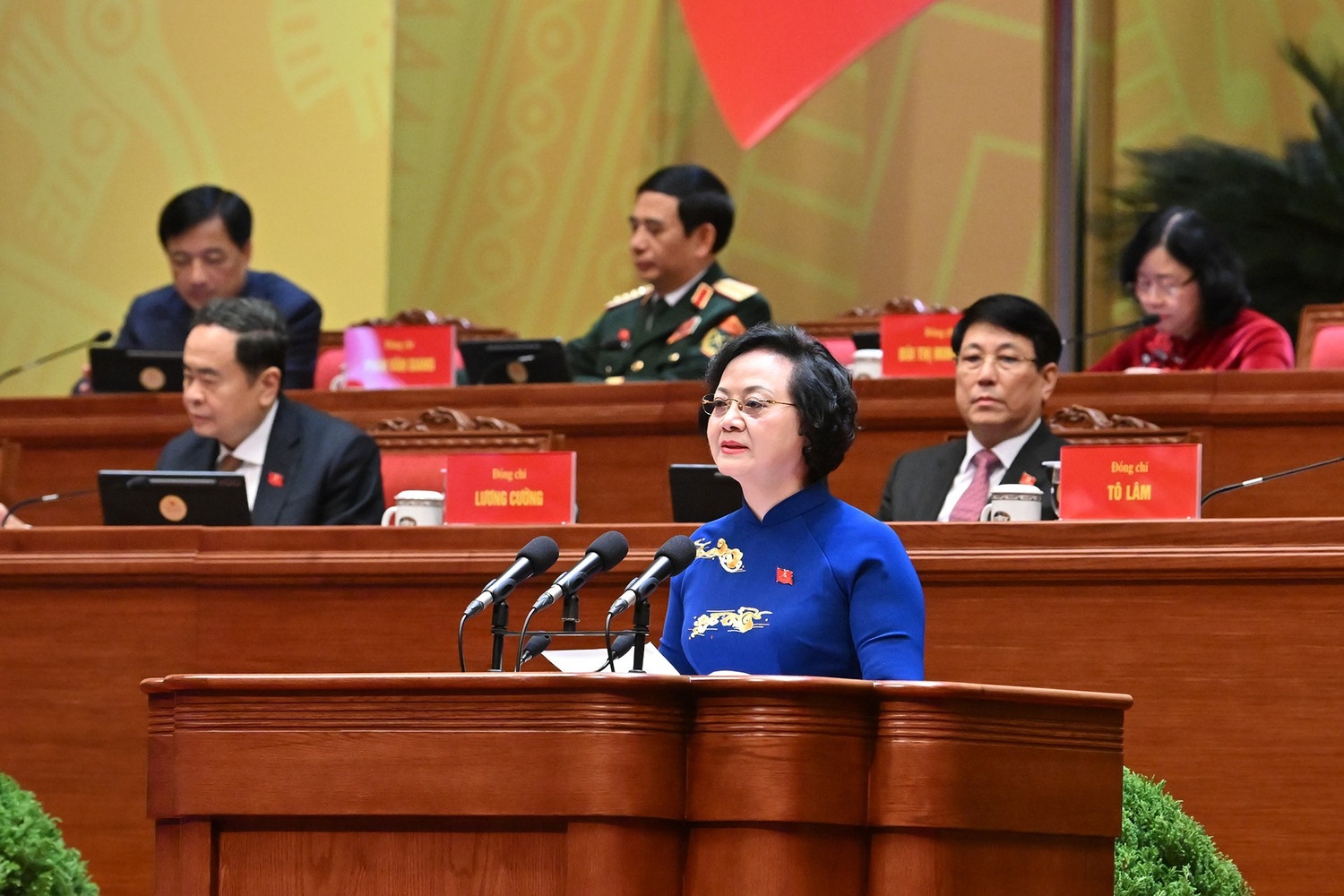 Chùm ảnh: Phiên thảo luận tại hội trường về các Văn kiện Đại hội XIV của Đảng sáng 21/1