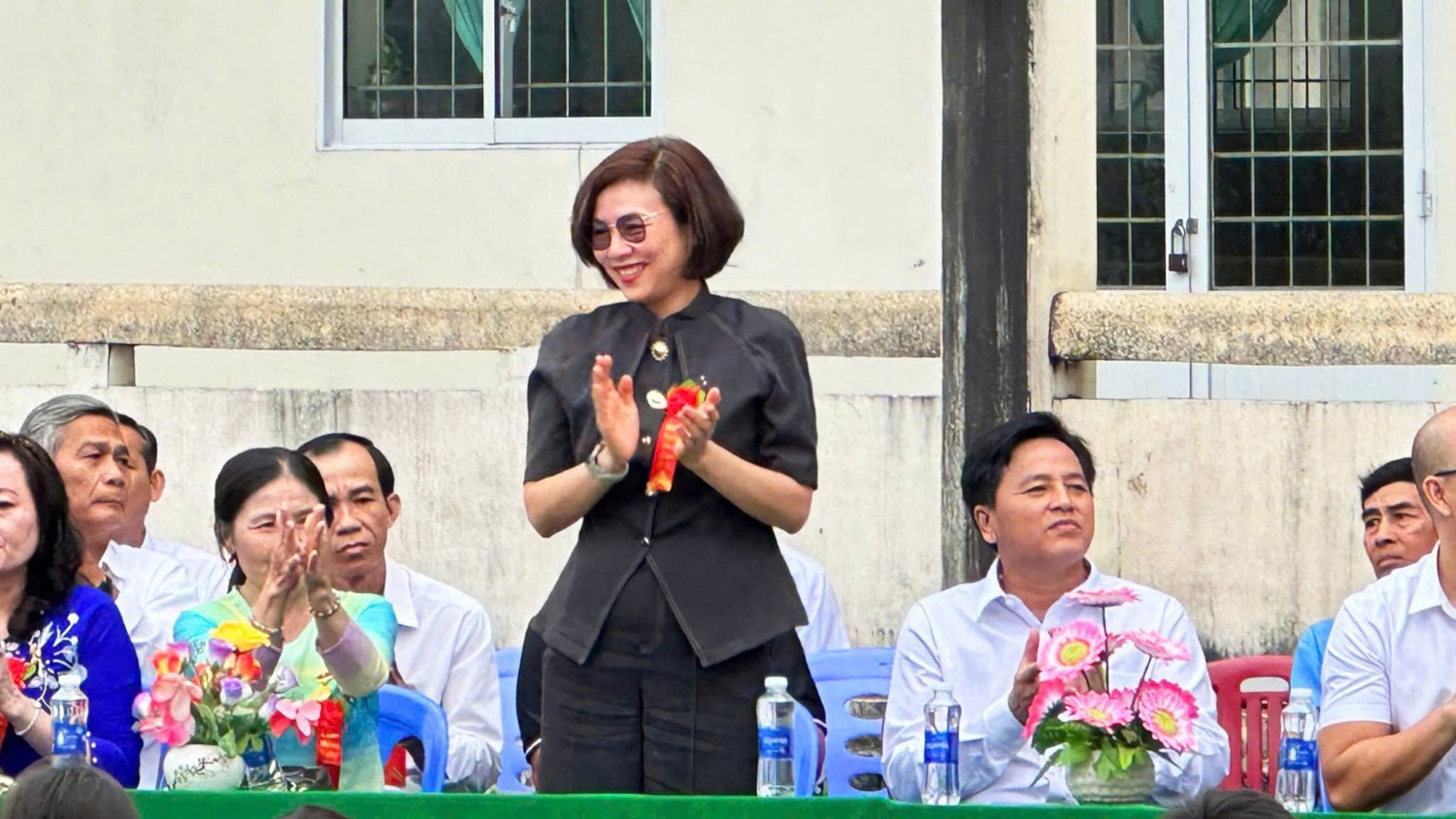 Chi nhánh Khí Tây Nam Bộ trao tặng 20 xe đạp cho học sinh nghèo tại Cà Mau