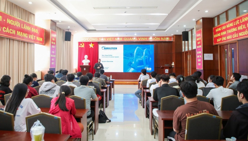 Sinh viên PVU cập nhật công nghệ khoan tuần hoàn liên tục - giải pháp cho giếng khoan phức tạp