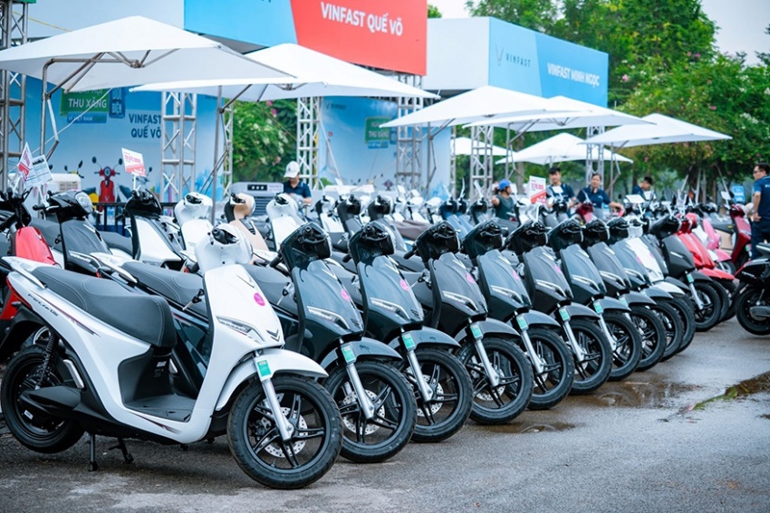 VinFast Feliz 2025: Xe điện toàn diện, đa dụng, 2 pin “cày ngon” hơn 260 km