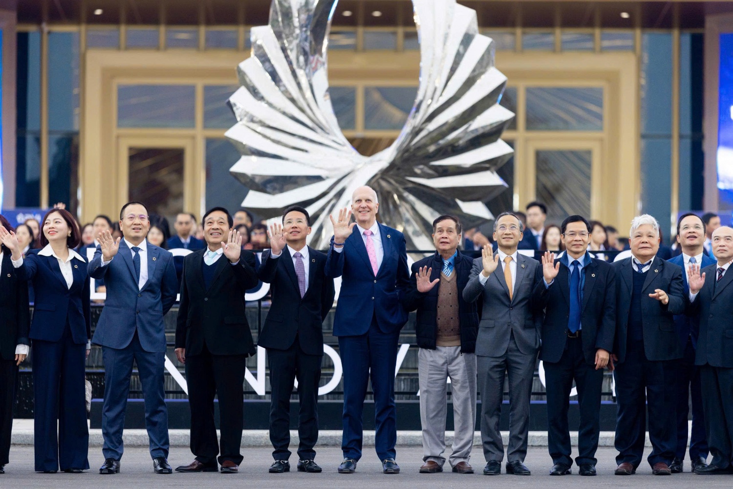 PVI - 30 năm: Từ ngọn lửa dầu khí đến định chế bảo hiểm - tài chính tỷ USD vươn tầm quốc tế