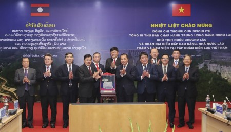 Tổng Bí thư, Chủ tịch nước CHDCND Lào thăm, làm việc tại Tập đoàn Điện lực Việt Nam