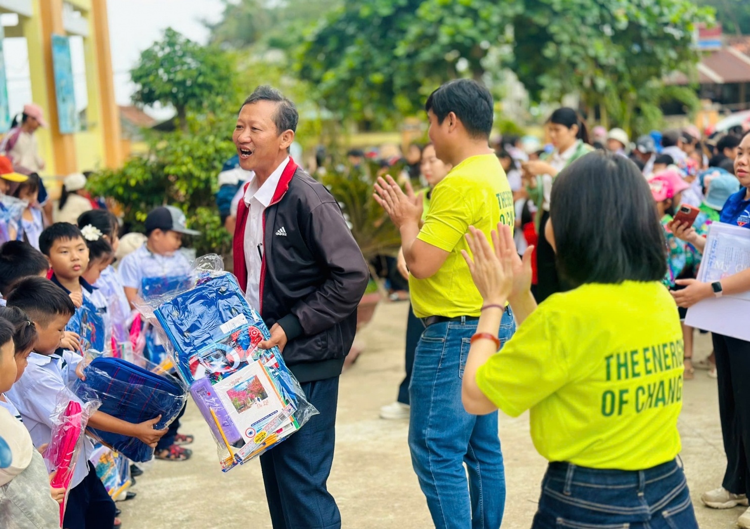 Quỹ GE Vernova Foundation tài trợ 200.000 USD hỗ trợ phục hồi sau lũ lụt tại Việt Nam và Indonesia