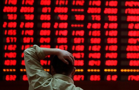 Tin nhanh chứng khoán ngày 28/1: VIC “nằm sàn”, VN Index rơi về sát vùng 1.800 điểm