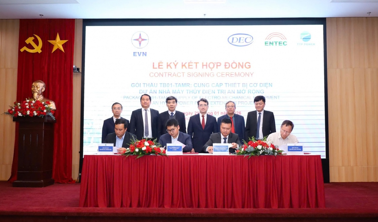 EVN ký kết Hợp đồng gói thầu TB01-TAMR: Cung cấp thiết bị cơ điện - Dự án NMTĐ Trị An mở rộng