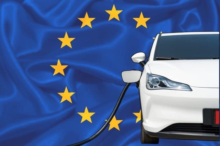 Xe điện và hybrid kéo tăng doanh số ô tô mới tại EU năm 2025