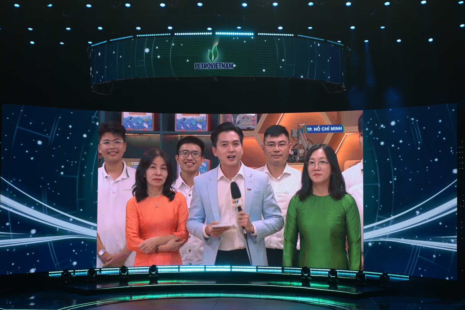 Một chương trình đầy cảm xúc, một hành trình đầy hứng khởi Một chương trình đầy cảm xúc, một hành trình đầy hứng khởi