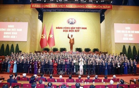 Bộ Chính trị phân công Ủy viên Bộ Chính trị khóa XIV tham gia Ban Bí thư khóa XIV