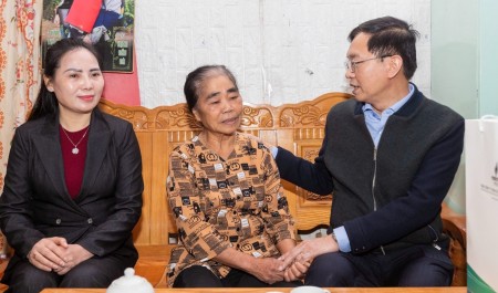 Petrovietnam đưa Tết đến với bà con Tuyên Quang