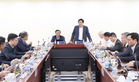 EVNNPT và EVNHANOI tăng cường phối hợp, bảo đảm cung cấp điện tốt nhất cho Thủ đô