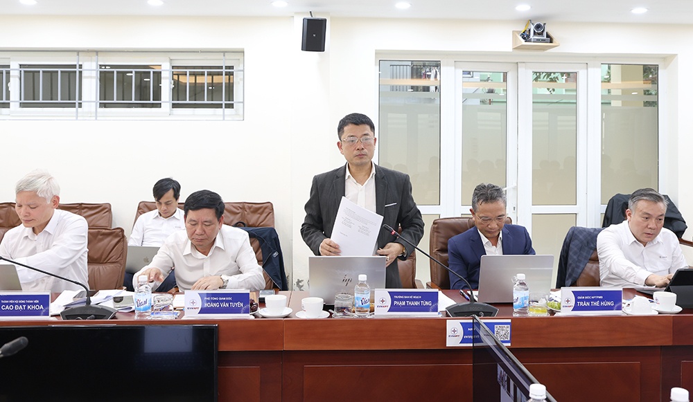 EVNNPT và EVNHANOI tăng cường phối hợp, bảo đảm cung cấp điện tốt nhất cho Thủ đô