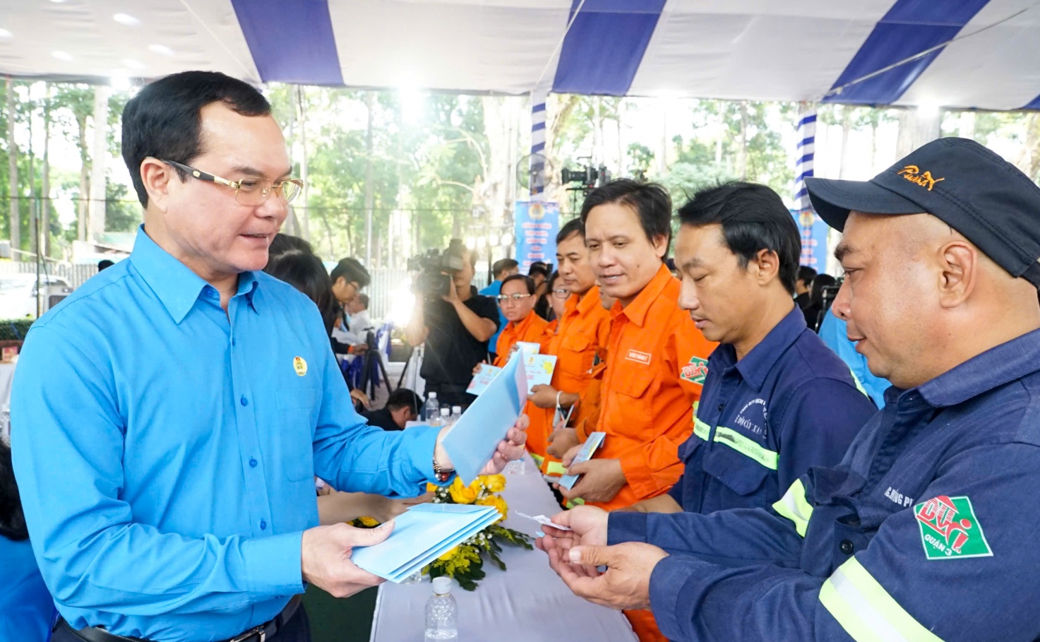 Tổ chức Công đoàn mang Tết đầm ấm đến hơn 12 triệu lượt đoàn viên, người lao động