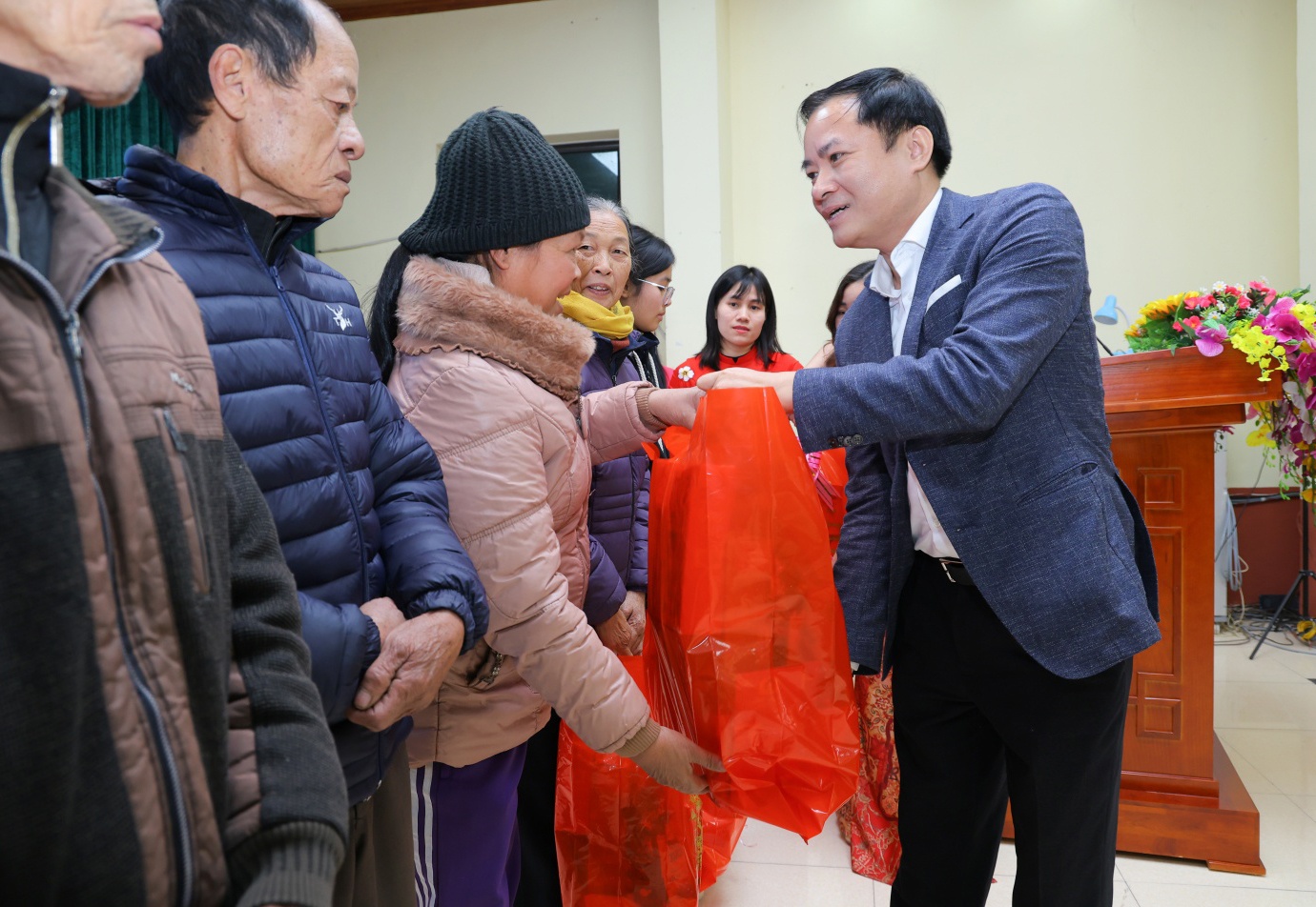 Petrovietnam lan tỏa yêu thương qua chương trình “Xuân Gắn kết – Tết Nghĩa tình” Bính Ngọ 2026 Petrovietnam lan tỏa yêu thương qua chương trình “Xuân Gắn kết – Tết Nghĩa tình” Bính Ngọ 2026