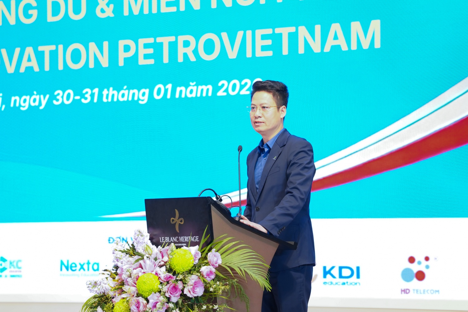 Tạo nền tảng bền vững cho giáo dục STEM Tạo nền tảng bền vững cho giáo dục STEM