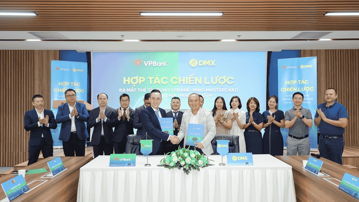 VPBank và DMX ra mắt thẻ tín dụng VPBank MWG Mastercard