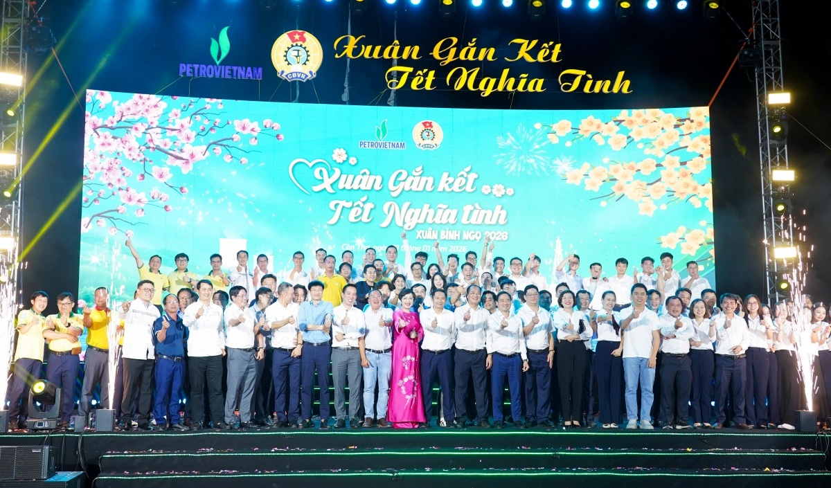 Lan tỏa chương trình "Petrovietnam: Xuân Gắn kết - Tết Nghĩa tình" trên công trường chuỗi dự án khí - điện Lô B - Ô Môn