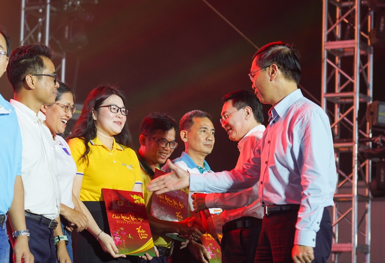 [VIDEO] Lan tỏa chương trình "Petrovietnam: Xuân Gắn kết - Tết Nghĩa tình" trên công trường chuỗi dự án khí - điện Lô B - Ô Môn