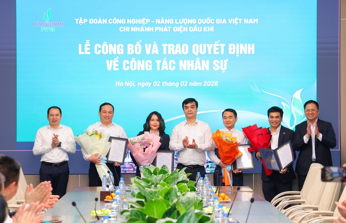 PVPGB công bố, trao quyết định bổ nhiệm cán bộ lãnh đạo các phòng