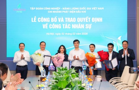 PVPGB công bố, trao quyết định bổ nhiệm cán bộ lãnh đạo các phòng