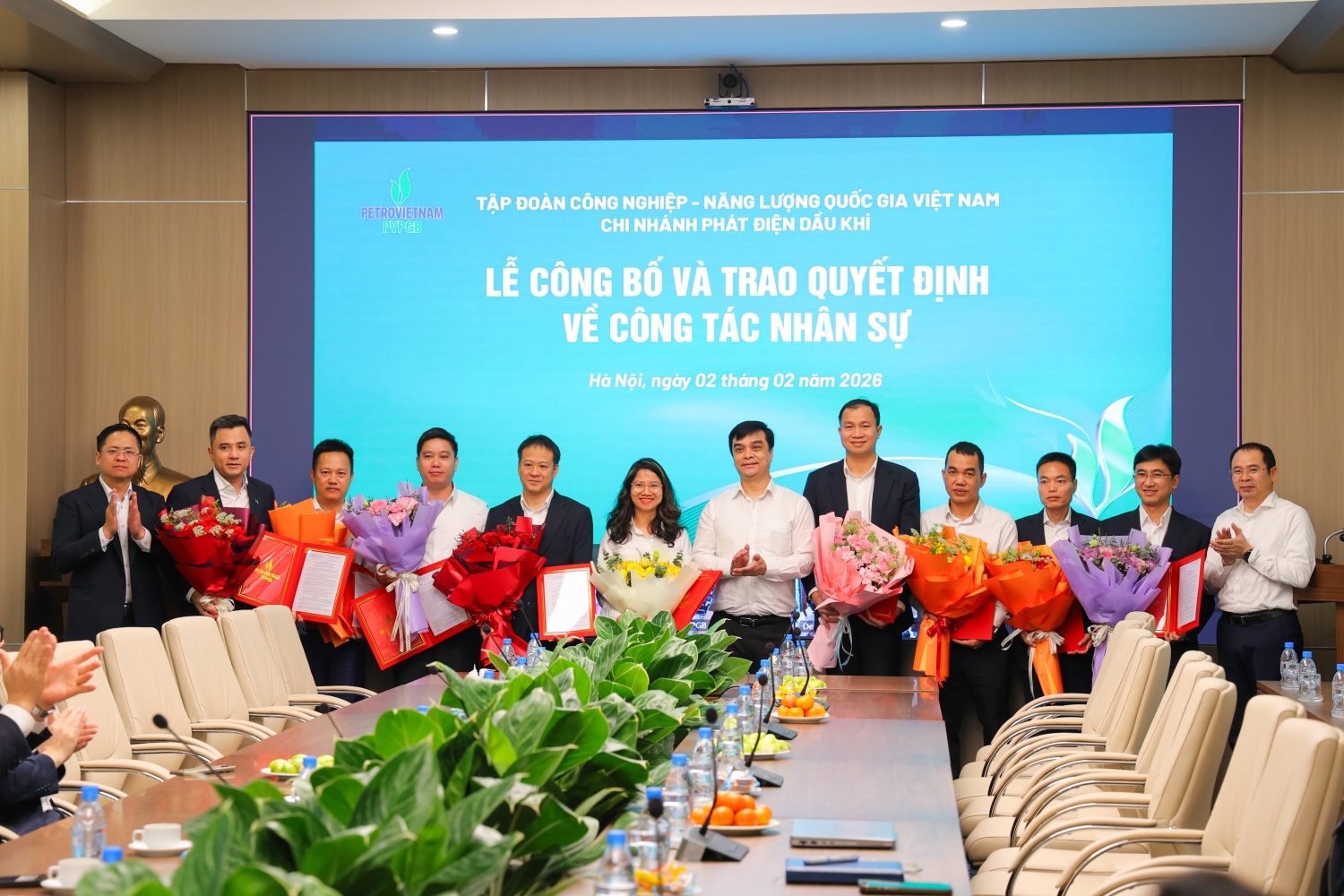 PVPGB công bố, trao quyết định bổ nhiệm cán bộ lãnh đạo các phòng PVPGB công bố, trao quyết định bổ nhiệm cán bộ lãnh đạo các phòng