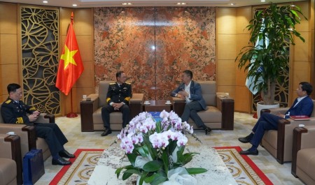 Thắt chặt mối quan hệ phối hợp chiến lược giữa Quân chủng Hải quân và Petrovietnam
