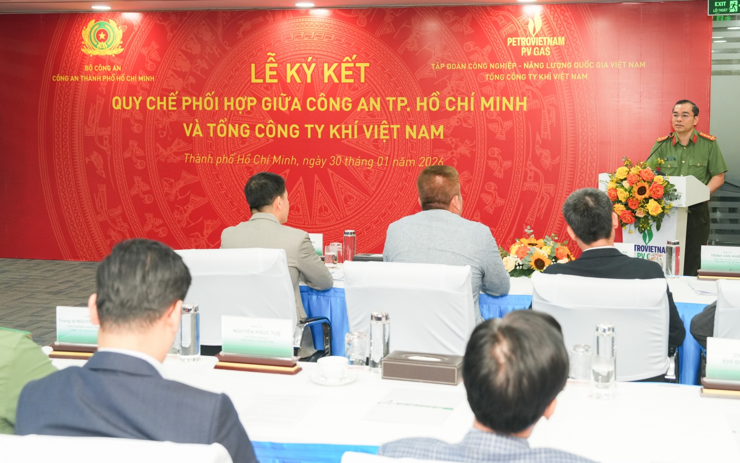 Đại tá Lê Quang Đạo nhấn mạnh ý nghĩa chiến lược của các công trình khí trong bảo đảm an ninh năng lượng, an ninh kinh tế của TP. Hồ Chí Minh và cả nước