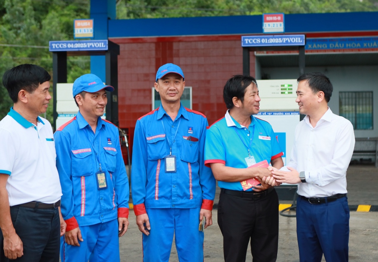 [Chùm ảnh] Petrovietnam mang “Tết ấm” đến với Gia Lai