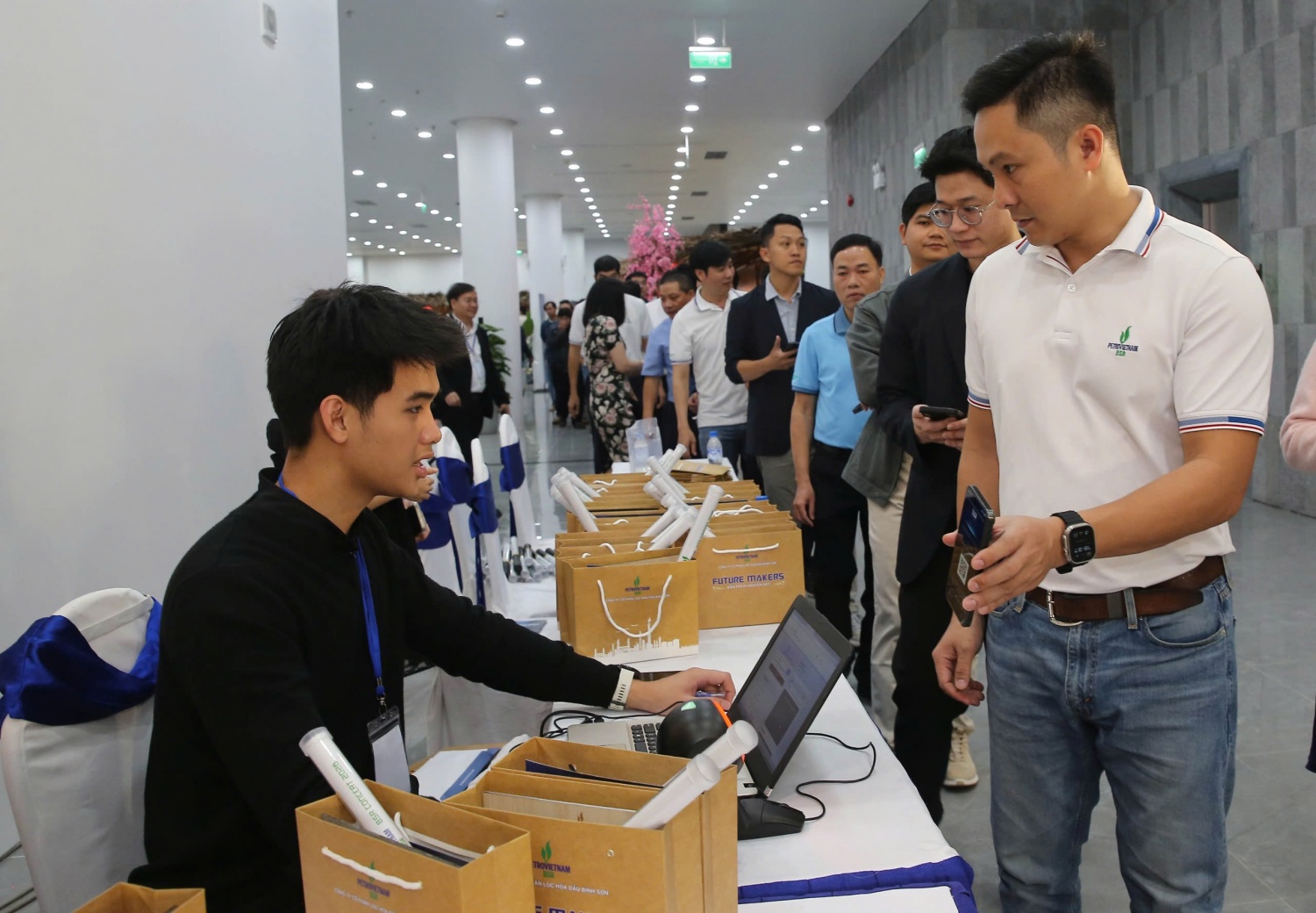 Người lao động hào hứng với BSR Concert 2026 “Future Makers - Kiến tạo kỷ nguyên Việt”