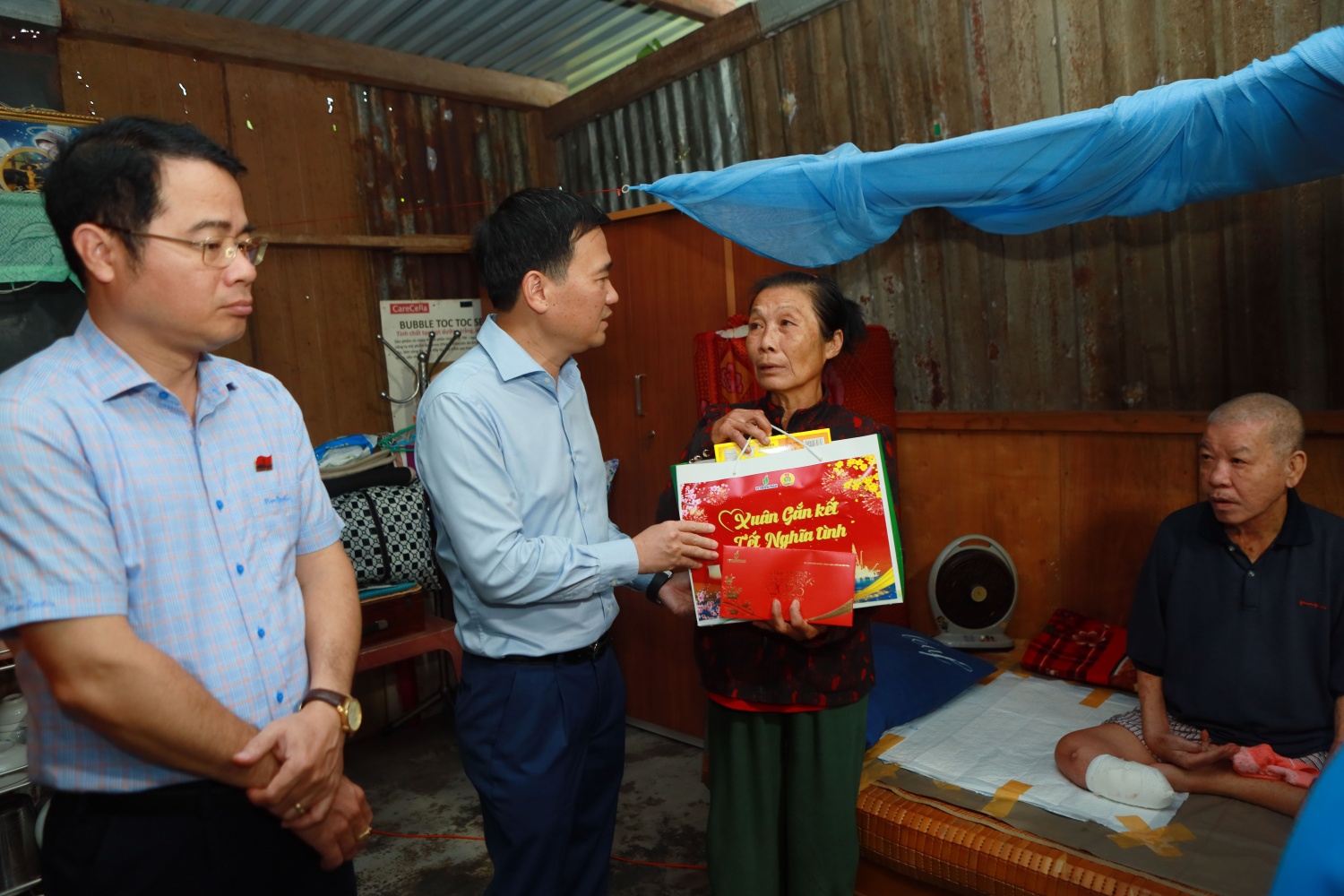 Petrovietnam trao quà Tết, lan tỏa nghĩa tình tại Khánh Hòa