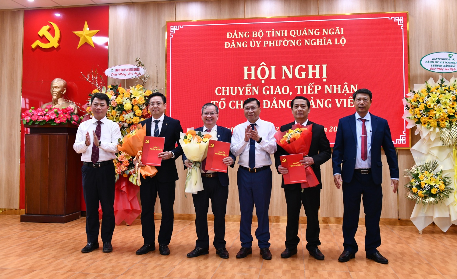 Đảng bộ BSR chuyển giao về tổ chức Đảng bộ lớn nhất tỉnh Quảng Ngãi Đảng bộ BSR chuyển giao về tổ chức Đảng bộ lớn nhất tỉnh Quảng Ngãi