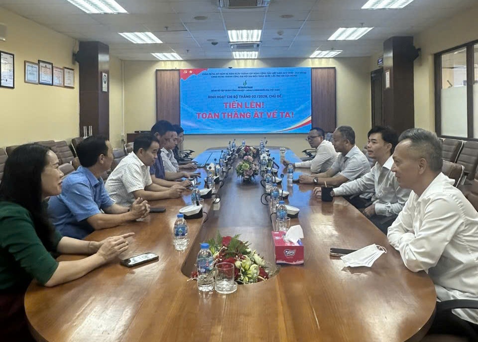 Đảng bộ PV Power quán triệt tinh thần: “Tiến lên! Toàn thắng ắt về ta”