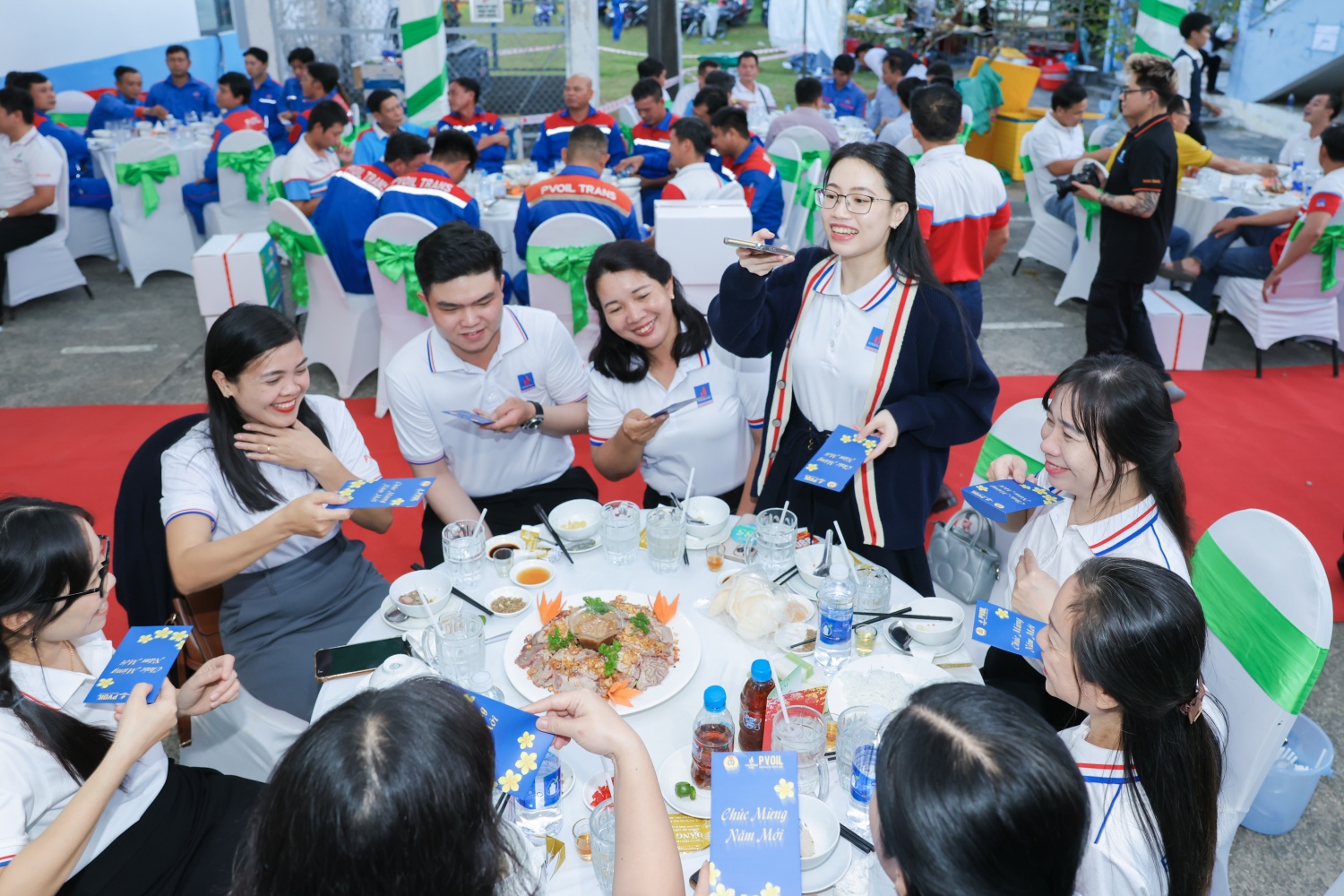 “Petrovietnam: Xuân Gắn kết - Tết Nghĩa tình” đến với người lao động PVOIL khu vực Tây Nam bộ