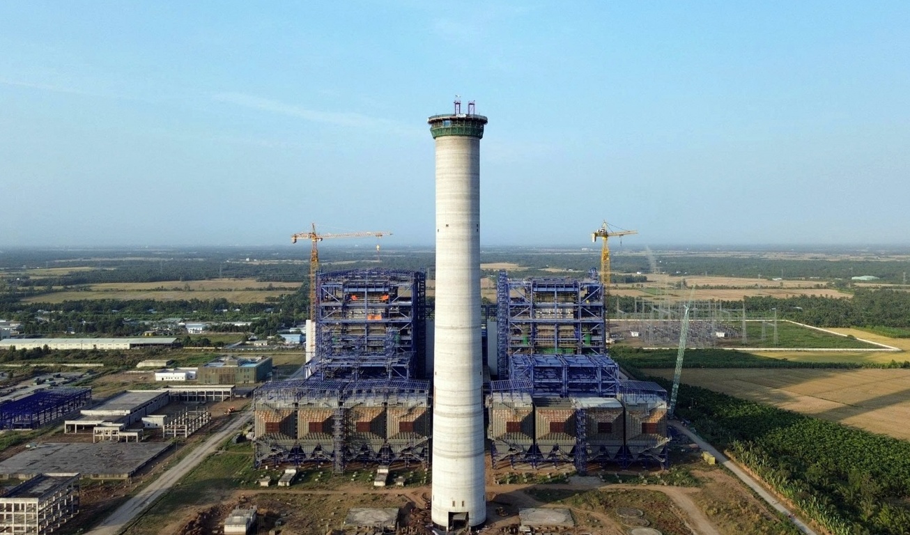 Hạng mục ống khói NMNĐ Long Phú 1 về đích sớm 9 ngày