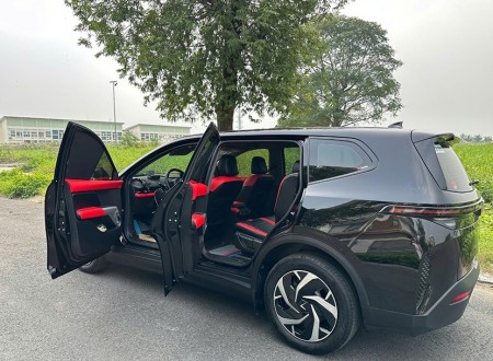 Chủ xe Limo Green: “Chi phí nhiên liệu, bảo dưỡng chỉ như xe máy, khách lên xe ai cũng khen”