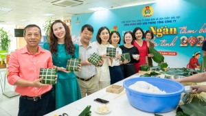 [P-Magazine] Bánh chưng xanh mang nghĩa tình PVFCCo - Phú Mỹ đến với cảnh đời neo đơn