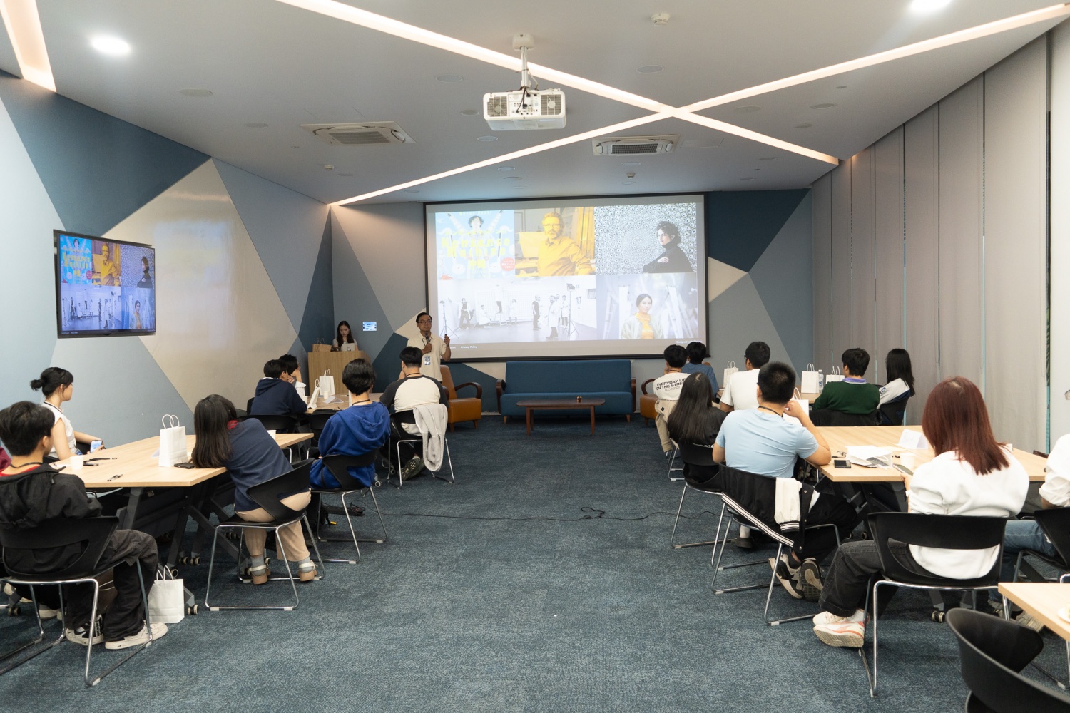 "Code Câu Cơm 2026": Người trẻ tiếp cận công nghệ từ tư duy đến thực tiễn