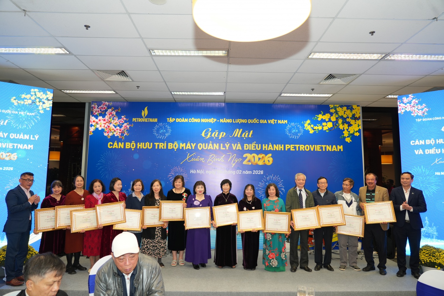 Petrovietnam gặp mặt, tri ân cán bộ hưu trí nhân dịp Xuân Bính Ngọ 2026 Petrovietnam gặp mặt, tri ân cán bộ hưu trí nhân dịp Xuân Bính Ngọ 2026