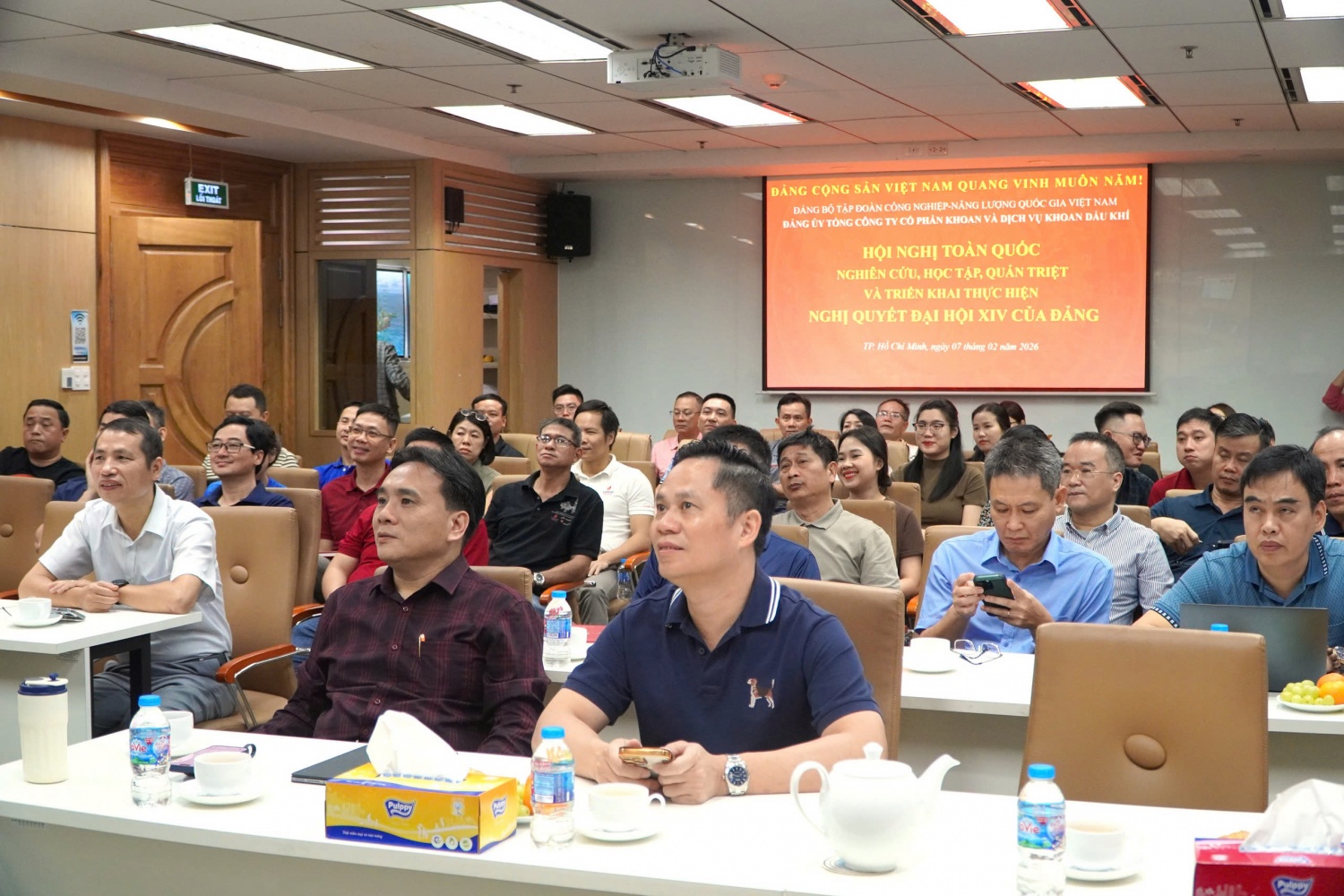 Đảng bộ Petrovietnam tham dự Hội nghị học tập, triển khai Nghị quyết Đại hội XIV của Đảng Đảng bộ Petrovietnam tham dự Hội nghị học tập, triển khai Nghị quyết Đại hội XIV của Đảng