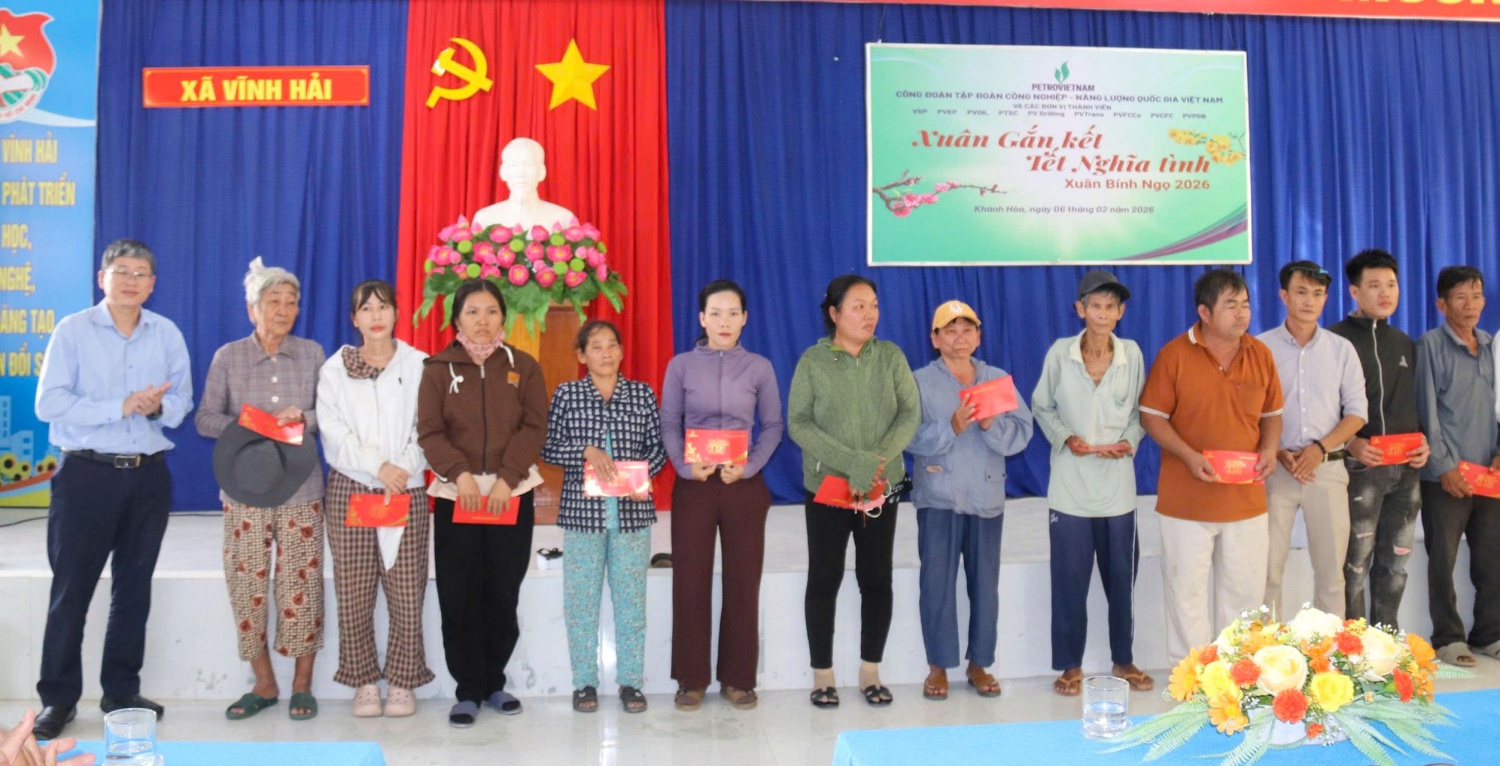 Petrovietnam góp phần chăm lo cho hàng trăm hộ dân tại vùng dự án nhà máy điện hạt nhân Petrovietnam góp phần chăm lo cho hàng trăm hộ dân tại vùng dự án nhà máy điện hạt nhân