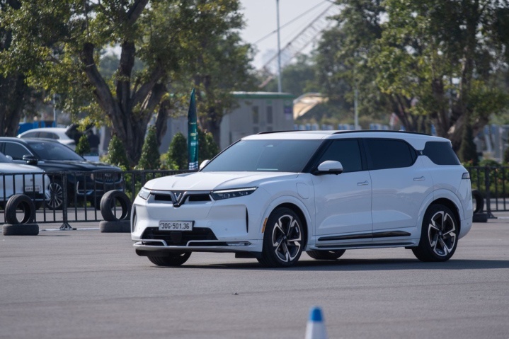 Chủ xe chấm điểm VF 9 sau 1 tháng “thực chiến”: Trải nghiệm không thua gì xe siêu sang giá gấp 5-7 lần