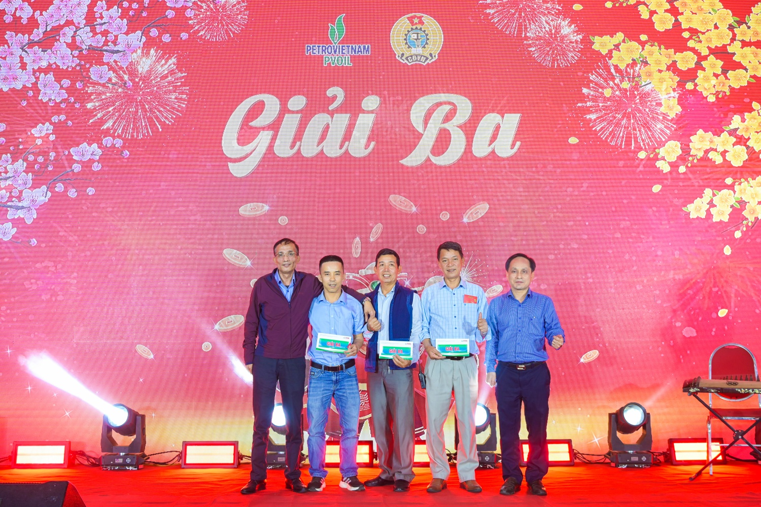 Ấm áp nghĩa tình nơi “mái nhà chung” PVOIL Ấm áp nghĩa tình nơi “mái nhà chung” PVOIL