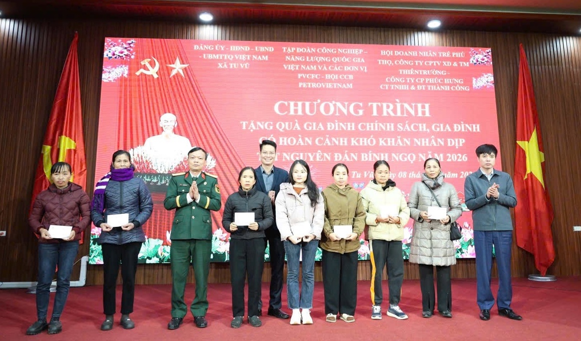 Petrovietnam lan tỏa hơi ấm mùa Xuân về Đất Tổ