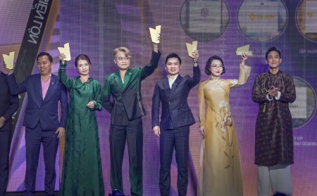 Tập đoàn T&T Group được vinh danh doanh nghiệp “Vươn mình ra biển lớn” tại WeChoice Awards 2025