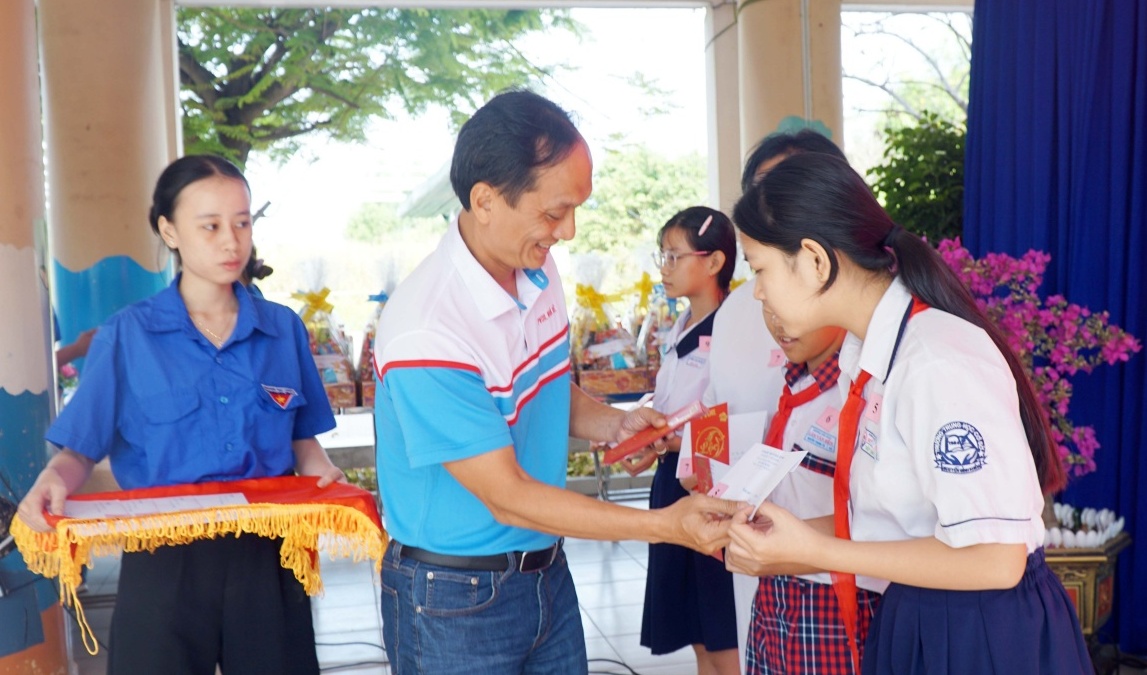 PVOIL đồng hành viết tiếp ước mơ cho trẻ em mồ côi do đại dịch Covid-19 tại TP. Hồ Chí Minh